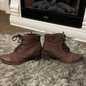 leather Brown Lace-Up Ankle Boots